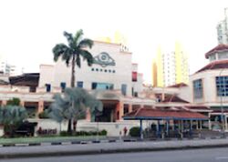 Hougang Green Shopping Mall (D19), Shop House #464645121